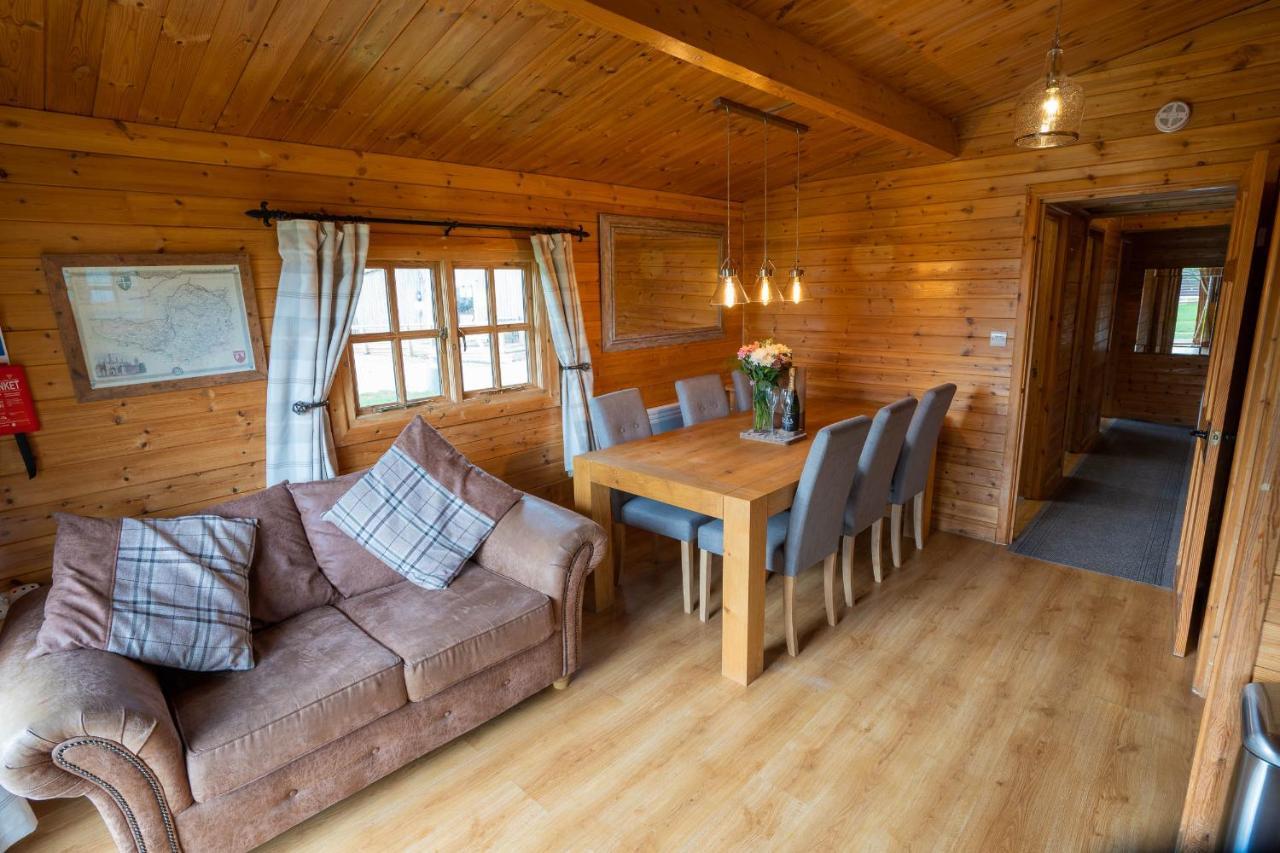 Wall Eden Farm - Luxury Log Cabins And Glamping Highbridge Zewnętrze zdjęcie