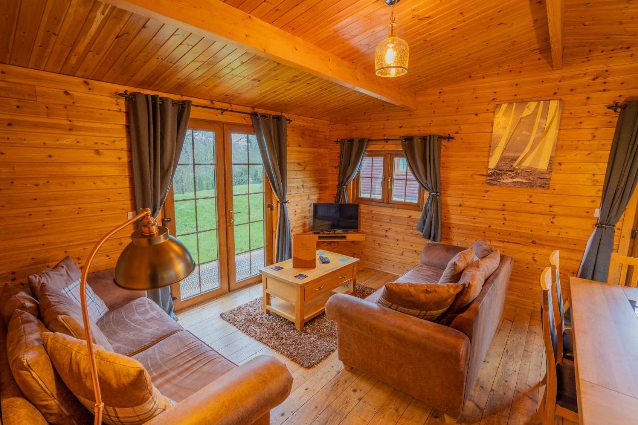 Wall Eden Farm - Luxury Log Cabins And Glamping Highbridge Zewnętrze zdjęcie