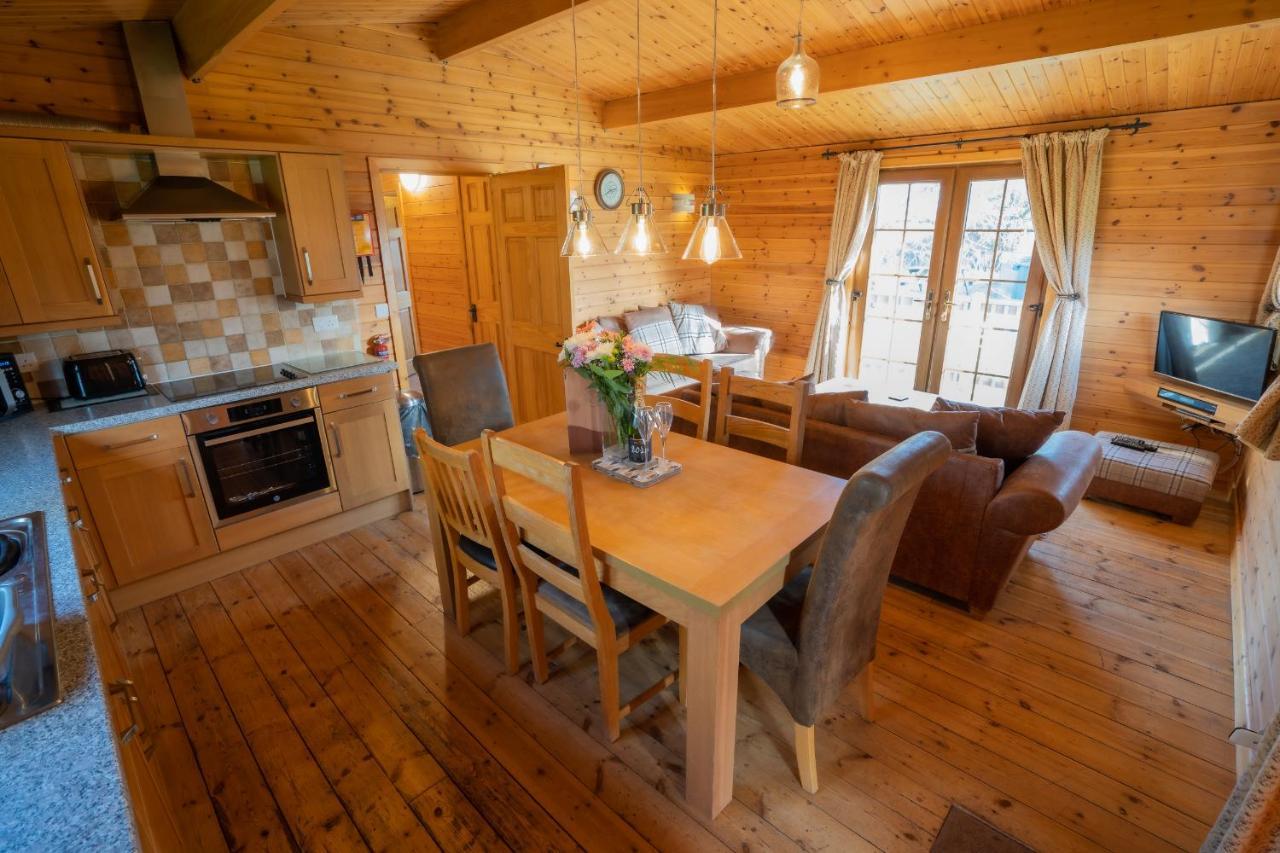 Wall Eden Farm - Luxury Log Cabins And Glamping Highbridge Zewnętrze zdjęcie