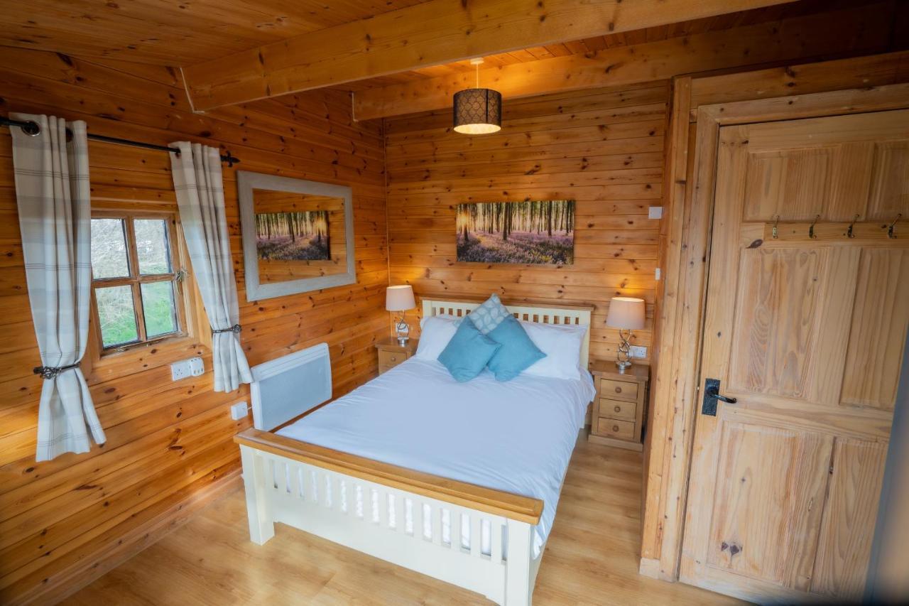 Wall Eden Farm - Luxury Log Cabins And Glamping Highbridge Zewnętrze zdjęcie